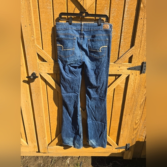 Classic Blue Women's Jeans - Picture 5 of 7